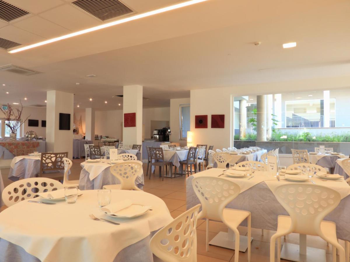 Hotel Futura Club Spiagge Bianche Fontane Bianche Zewnętrze zdjęcie